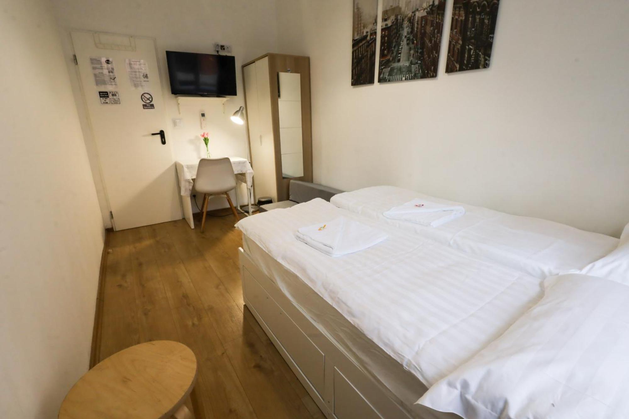 Budapest Pest-Port Apartment 4 Rooms For 16 Person מראה חיצוני תמונה